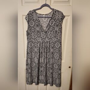 Merona Black and White Geometric Midi Dress